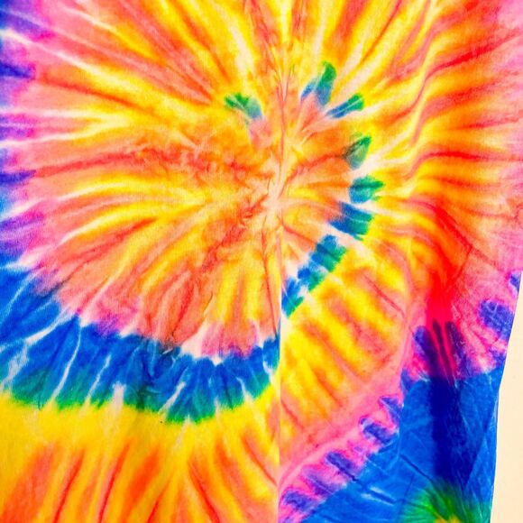 New Gildan Rainbow Tie-Dye Short Sleeve Tee-Shirt Crewneck T-Shirt Top Size XL - Picture 5 of 6